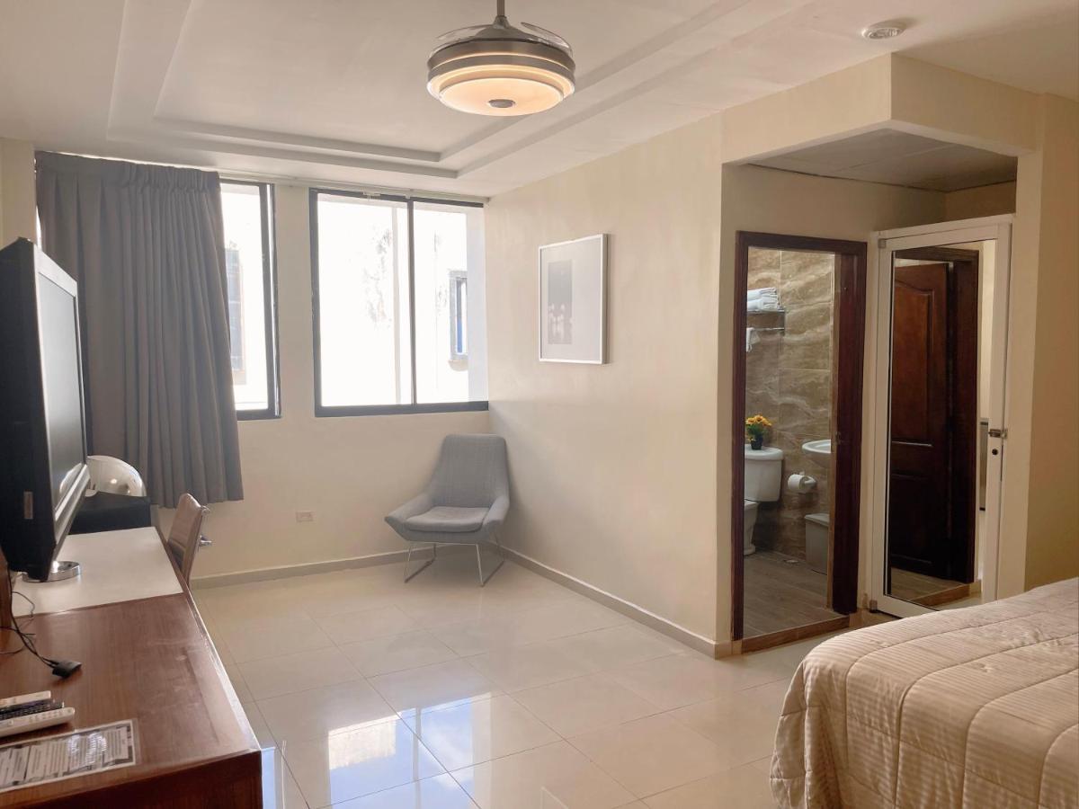 Hotel Libertad At Historic Main Street Santo Domingo Eksteriør billede