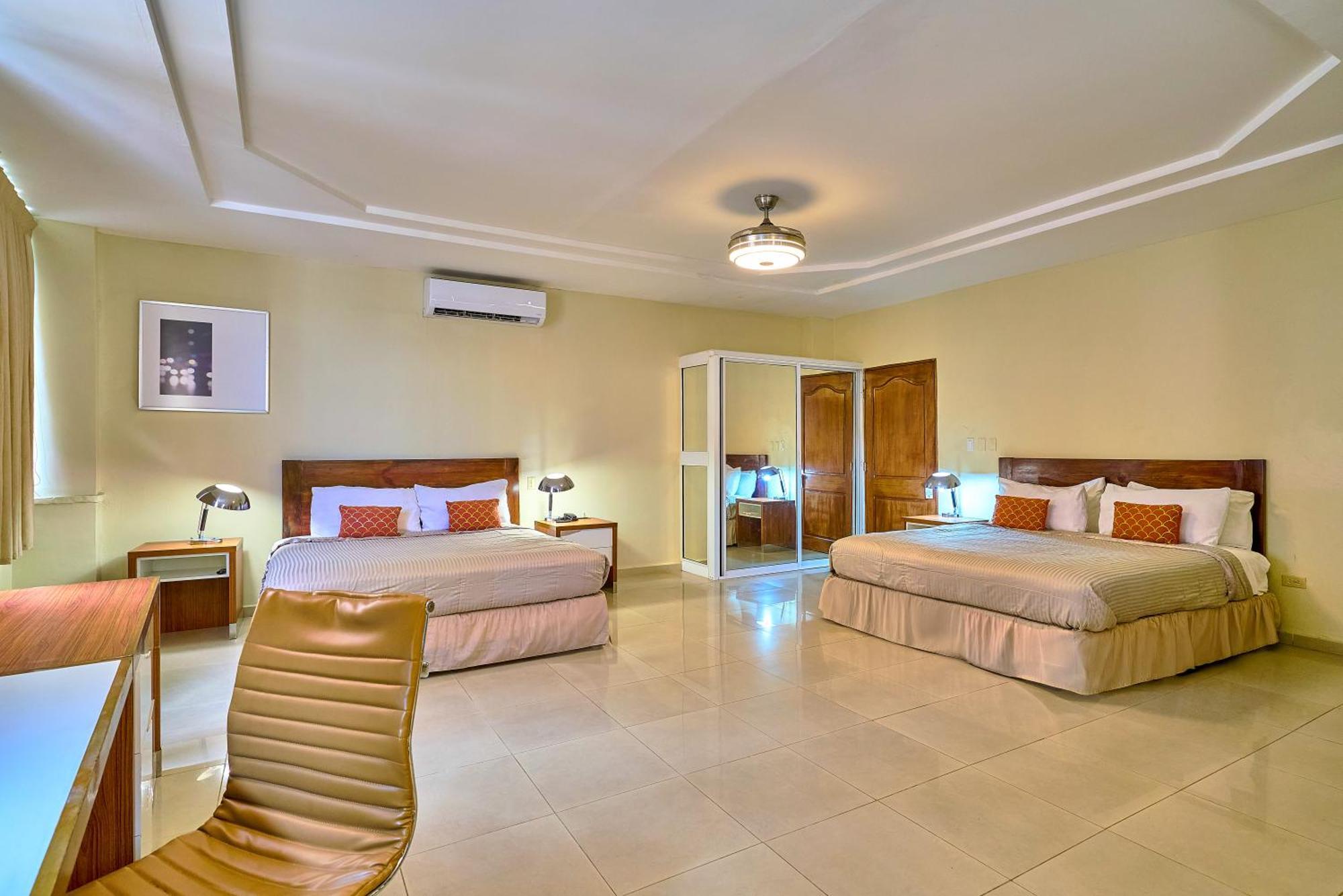 Hotel Libertad At Historic Main Street Santo Domingo Eksteriør billede